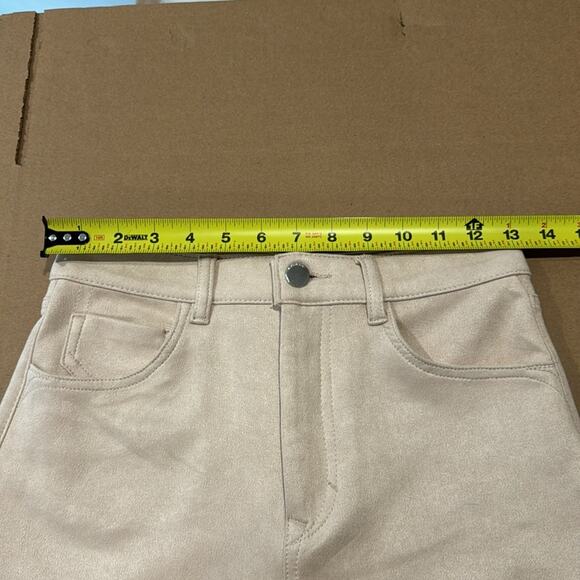 🍁 NWT Zara Faux Suede Neutral Stretch Mini High Waisted Shorts 3142/348/712 XS - Picture 8 of 11